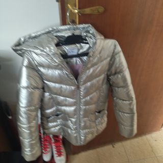 Plumifero niña plata. Talla de once a doce años