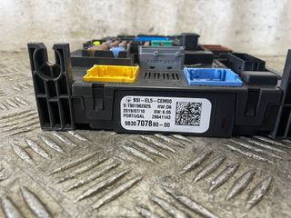 CAJA RELES / FUSIBLES OPEL COMBO E CARGO