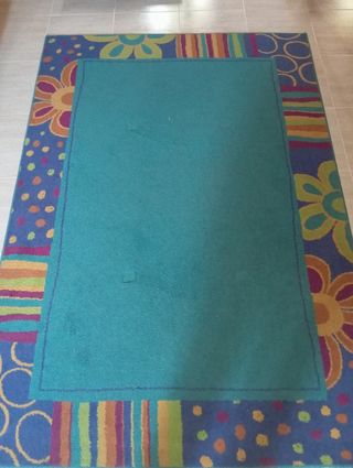 Alfombra infantil multicolor