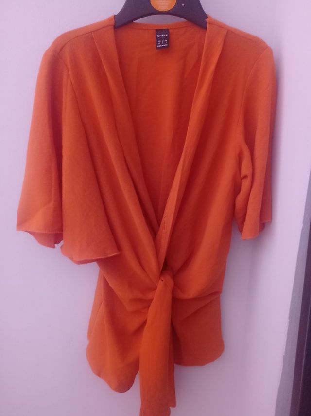 Blusa SHEIN anaranjada T-L