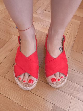 Sandalias rojas esparto mujer
