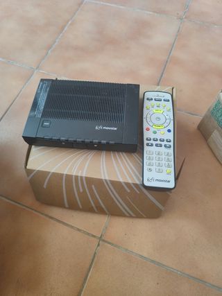 Decodificador Movistar + mando