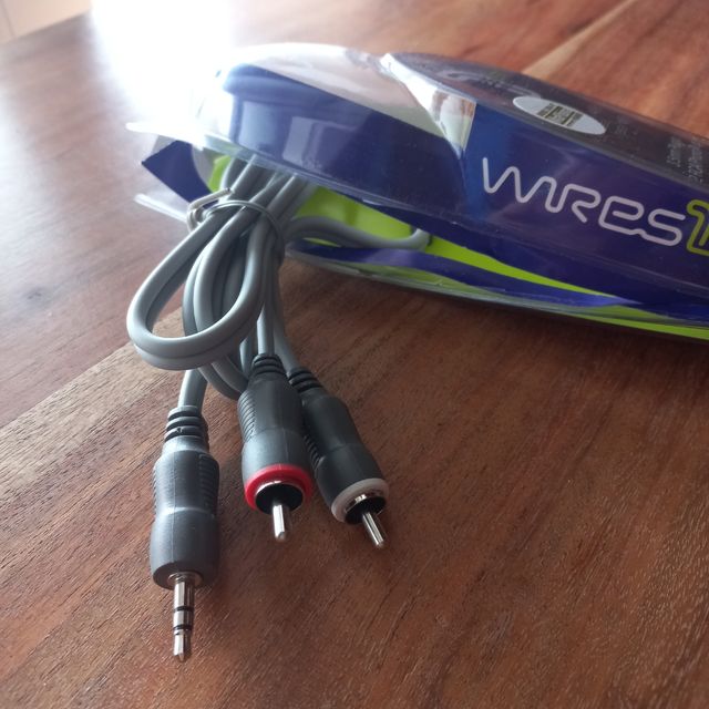 Cable RCA a Jack 3.5mm - Gris