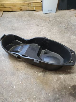 Baúl bajo asiento Yamaha XMAX 250