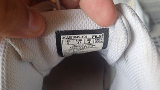 Zapatillas Fila blancas 37