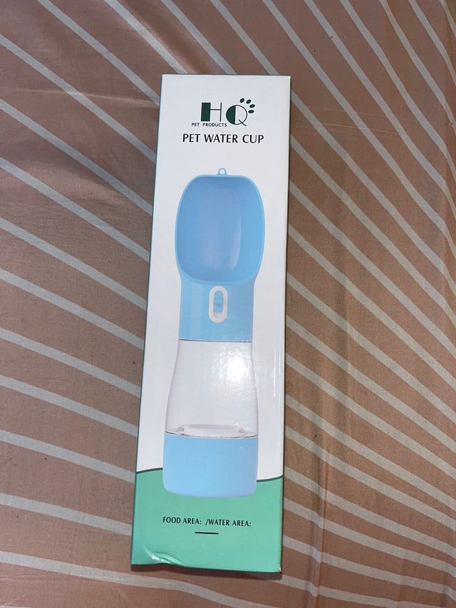 Bebedero portátil mascotas gatos y perros HQ