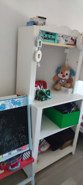 Estantería cambiador bebé Ikea