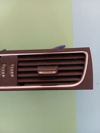 Rejilla aire central del salpicadero Audi A4