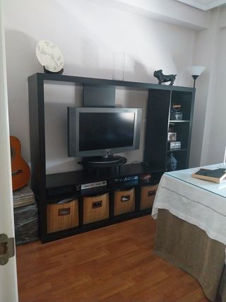 Mueble TV Ikea - Negro/Marrón