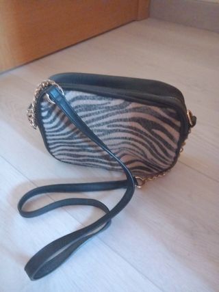 Bolso bandolera cebra