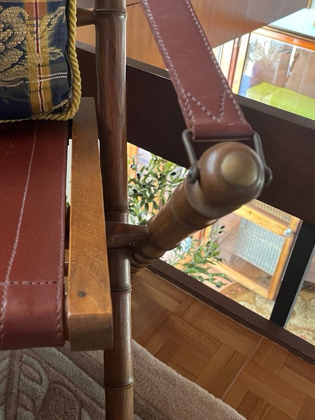 2 sillas de cuero y madera vintage plegables