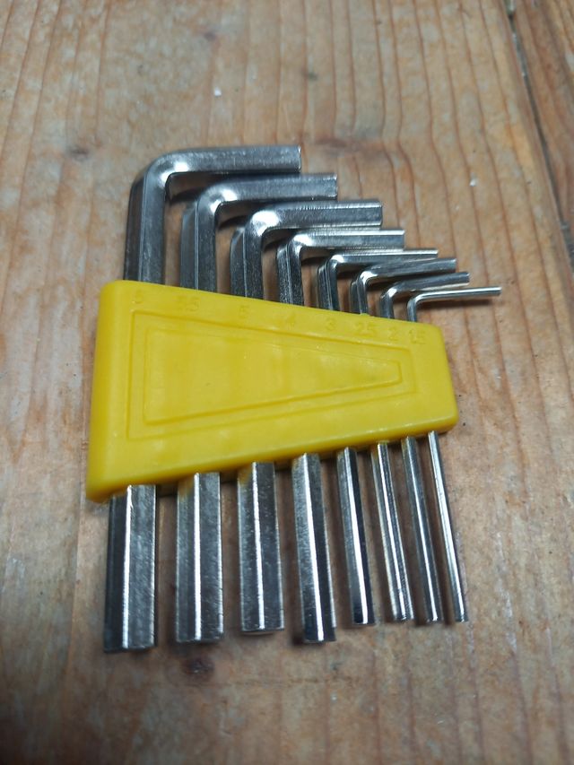 Kit attrezzi - 16 pezzi