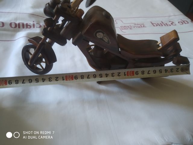 Moto de madera vintage