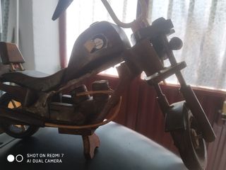 Moto de madera vintage