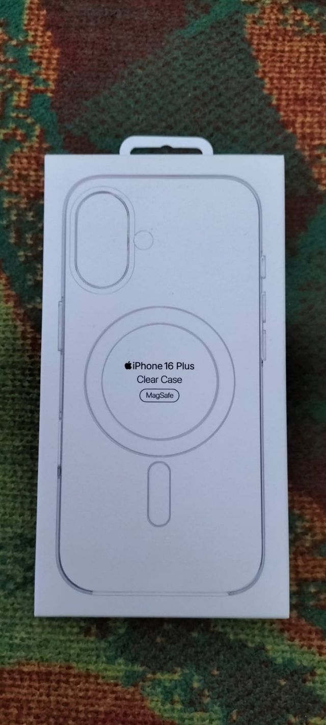 Apple iPhone 16 Plus: Funda MagSafe + Cargador