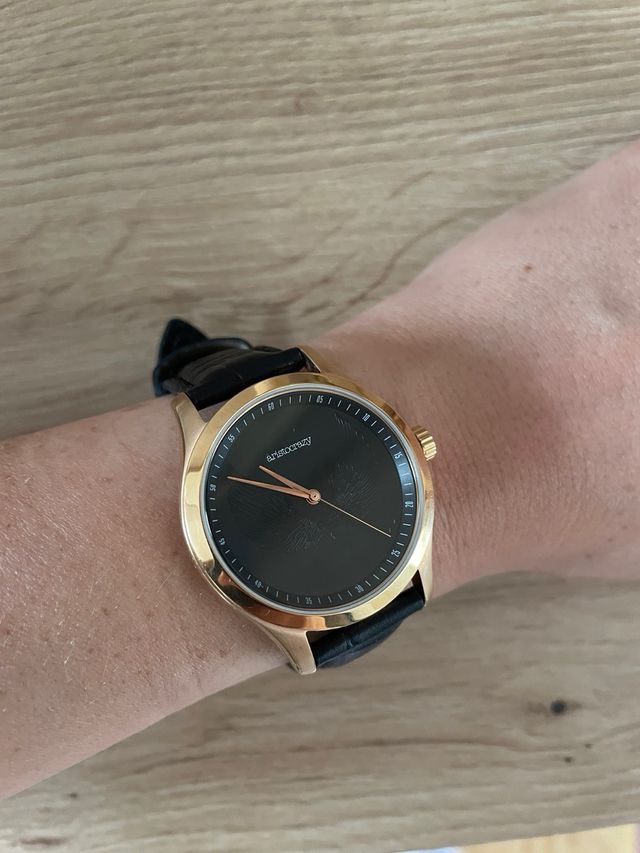 Reloj Aristocrazy cuero dorado