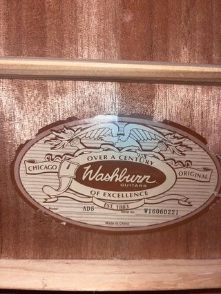 Guitarra Washburn AD5 acústica