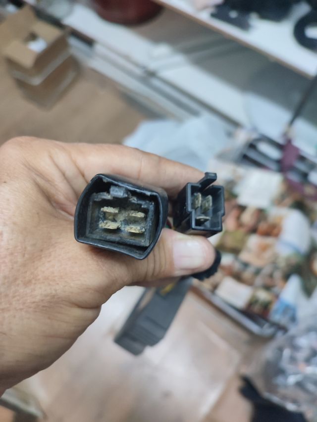 Regulador de Voltaje Honda SH538C-12