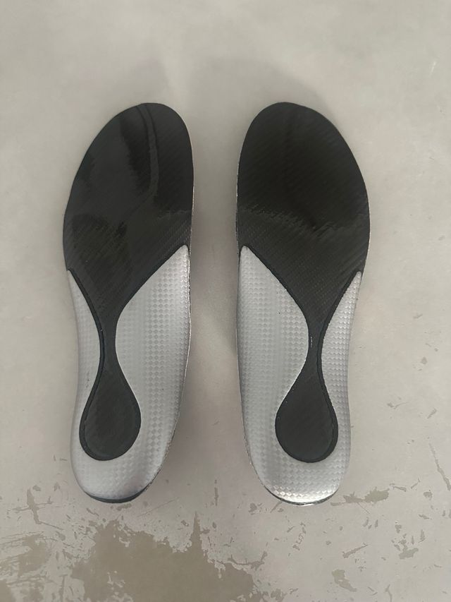 Plantillas ortopédicas - Gris y blanco