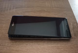 Huawei telefono nero