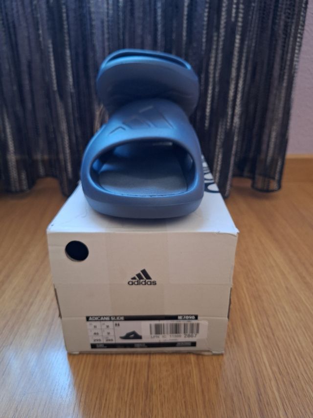 Chanclas Adidas Adicane Slide - Talla 46