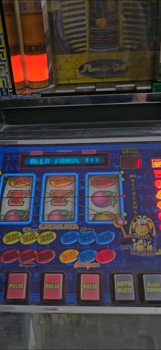 Máquina tragaperras Pirámide Gold de Sonic