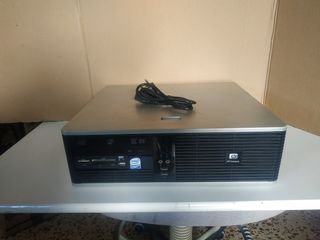 Torre HP 5700 -4gb tam-500gb HDD-W10 pro