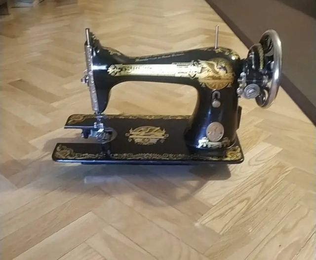 Máquina coser Singer antigua