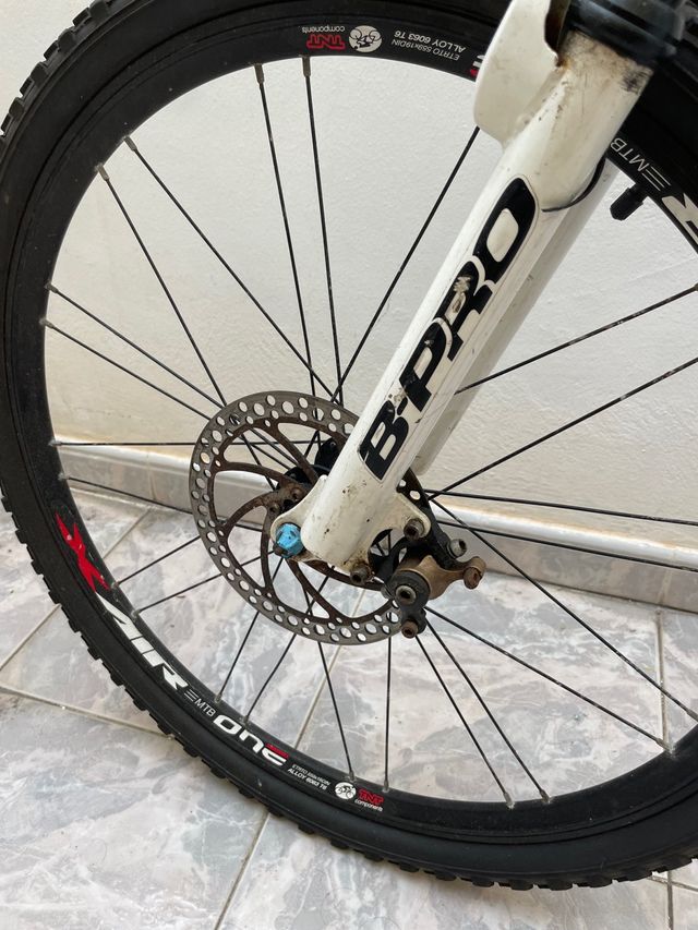 Bicicleta B-Pro ZT7 Montaña