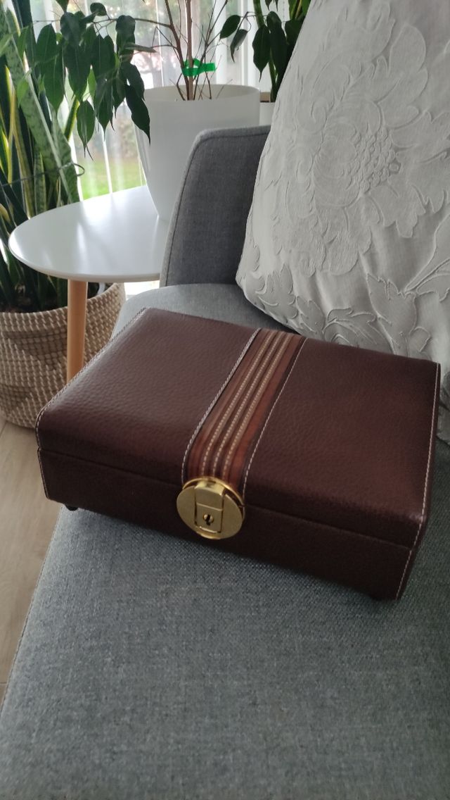 Joyero vintage marrón