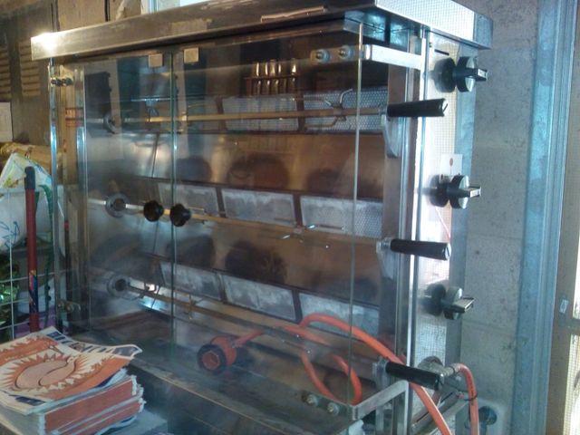 Asador pollos - Rotiseria