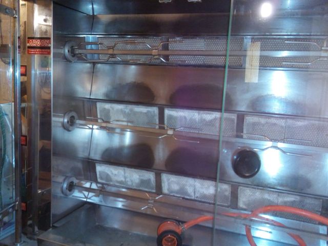 Asador pollos - Rotiseria