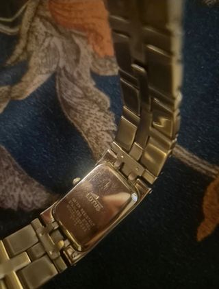 Reloj Lotus cuarzo plata