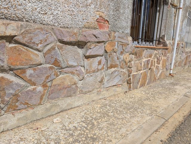 Piedra natural revestimiento fachada