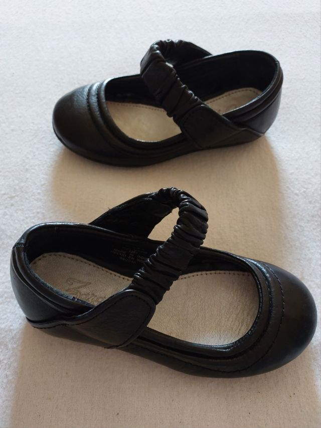 Sabrinas / Sapatos Pretos, T25