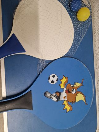 2 Raquetas y 2 pelota de playa de Valencia España