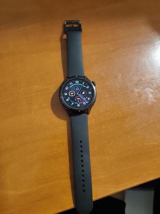 Xiaomi Watch S4 AMOLED, HyperOS
