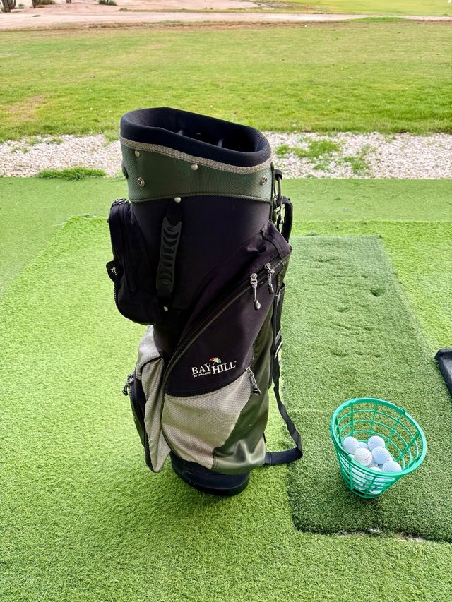 Bolsa golf Bay Hill By Palmer en muy buen estado.