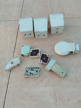 10 portalámparas fluorescentes usados