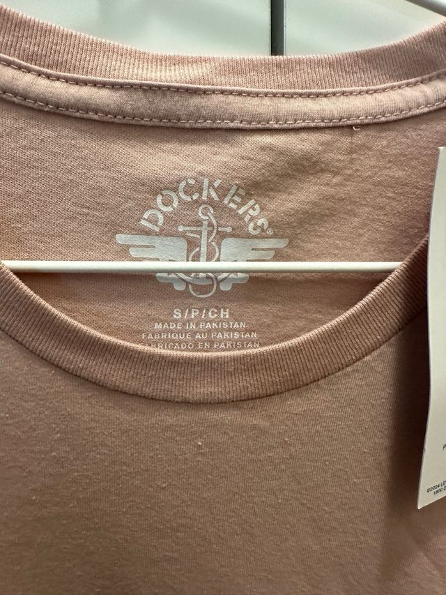Camiseta Dockers rosa tamanho S