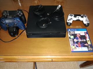 PS4 (PlayStation 4) 500GB + 2 mandos