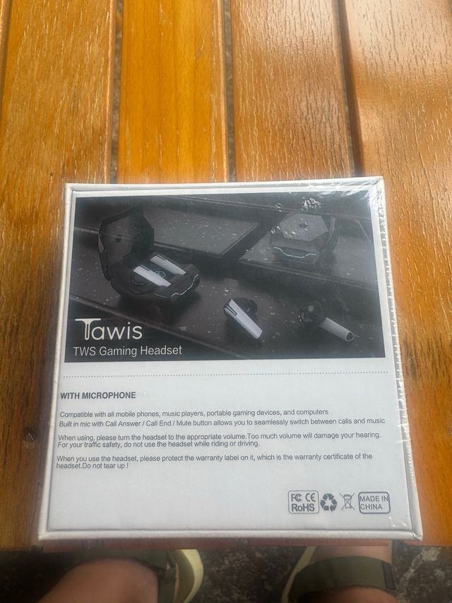 Auriculares Tawis T121 inalámbricos