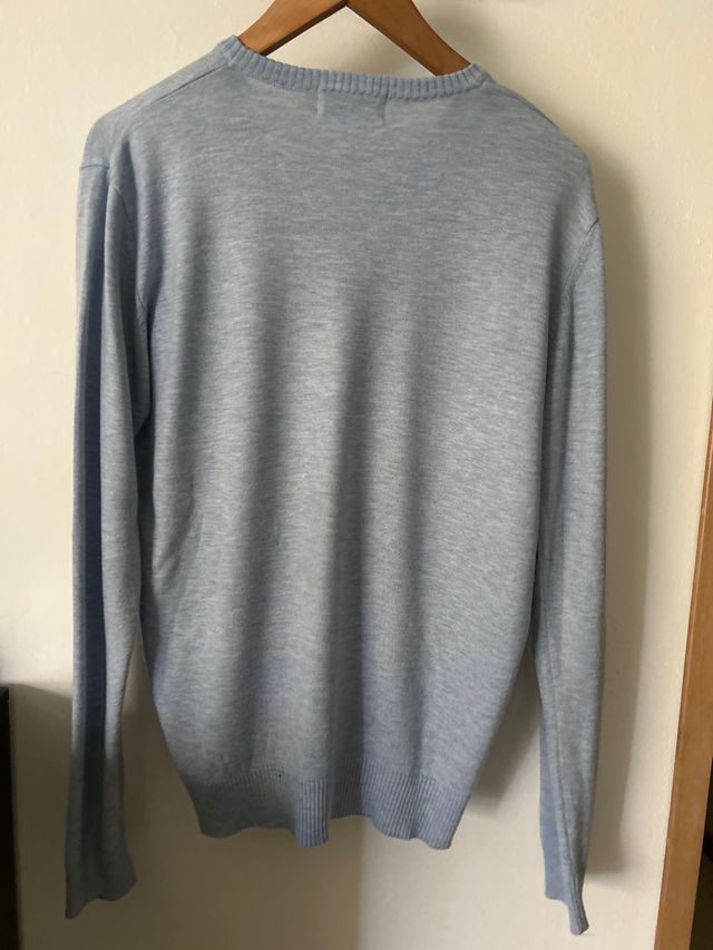 pullover scolloV uomo color celeste