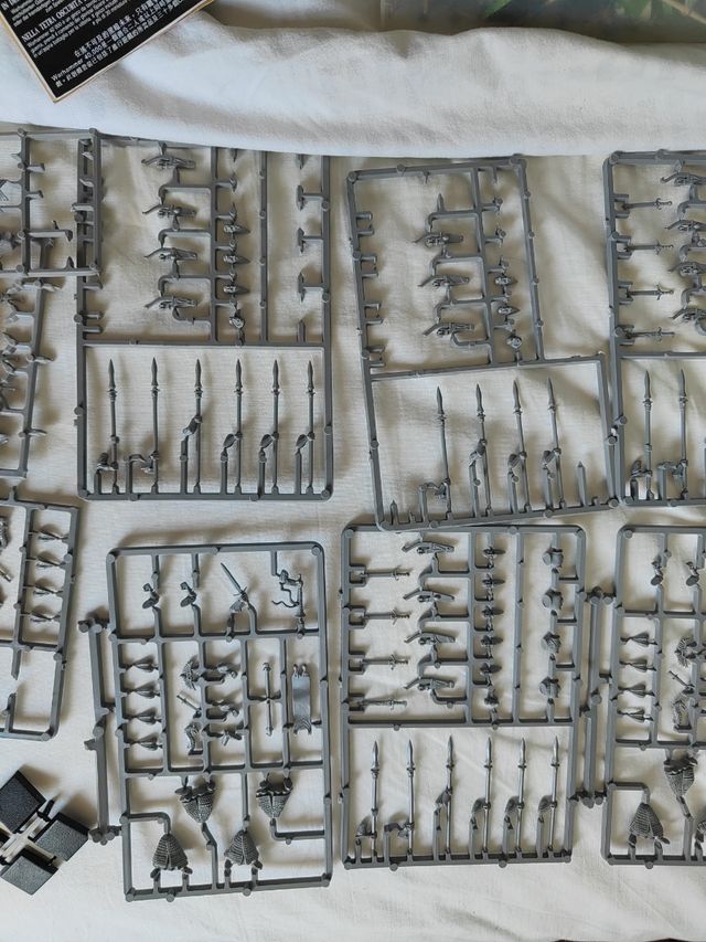 Warhammer Altos Elfos (incompleta) + bits