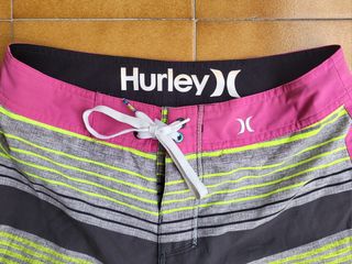 Bañador Hurley rayas verdes y rosas