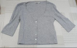 Top Stradivarius gris talla S