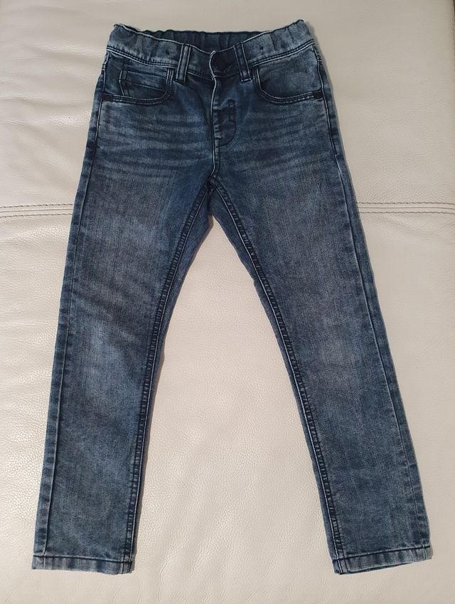 Pantalón  vaquero azul C&A 6-7 años