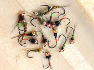 Moscas para pesca a ninfa (12 unidades)