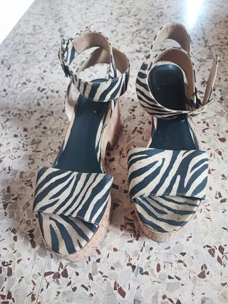 Sandali zebrati