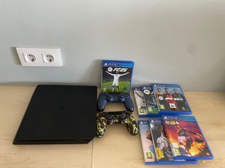 PS4 (PlayStation 4)- Disco + 2 mandos y 7 juegos